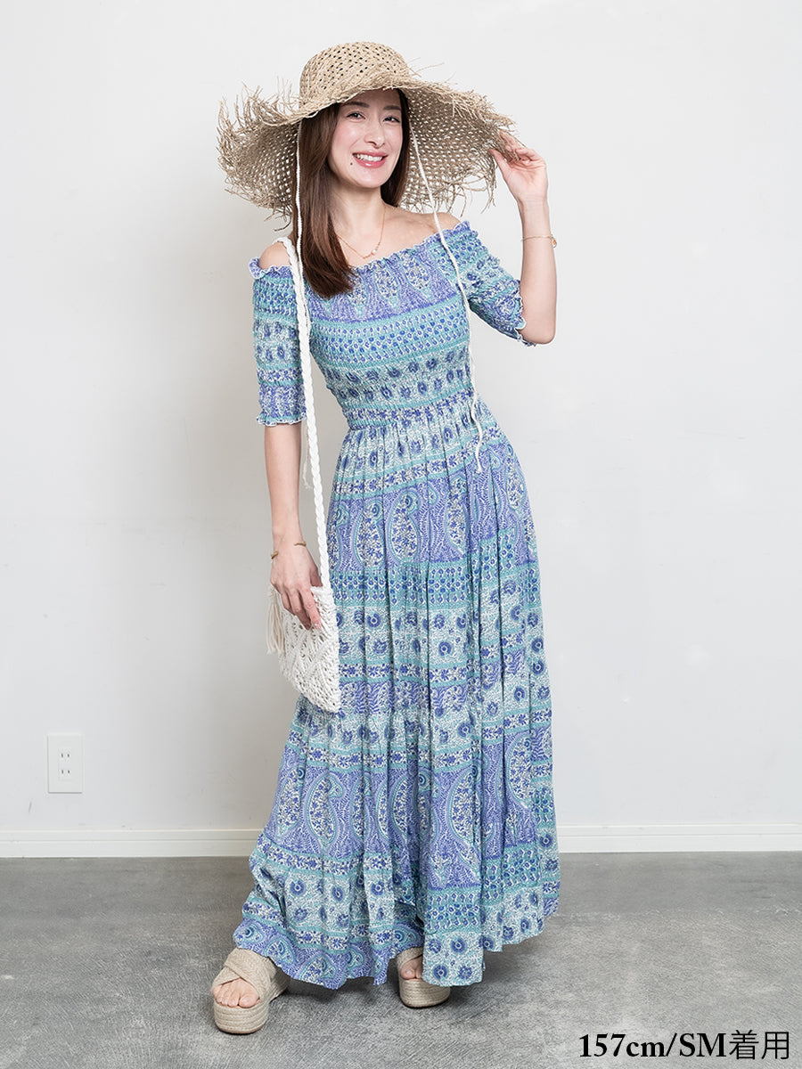 LAUT BLUE(ラウトブルー)ティアードオフショルマキシワンピース/ペイズリー柄