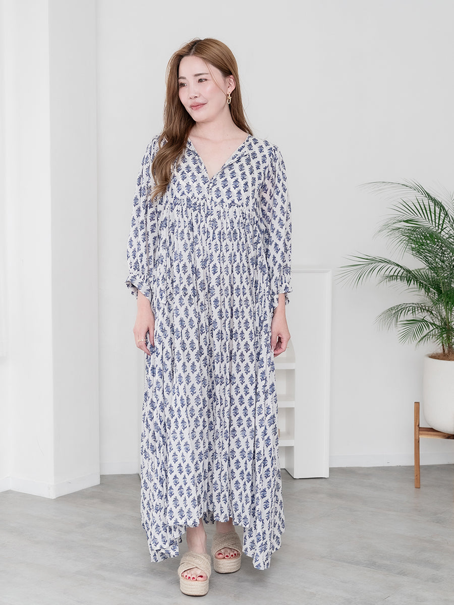 Eighty Seven(エイティセブン)インド綿フレア長袖ワンピース/小花柄